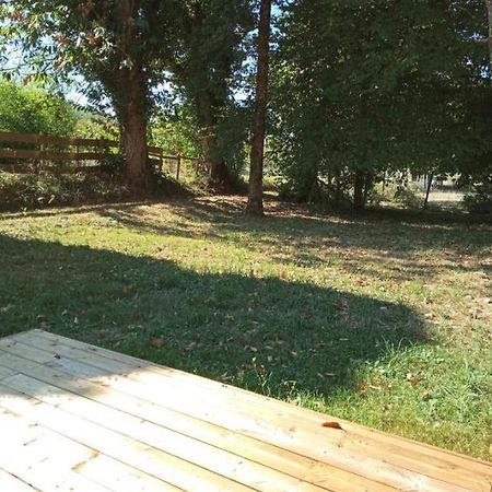 Chambre Au Calme Entouree Par La Nature. Saint-Leon-sur-Vezere Ngoại thất bức ảnh